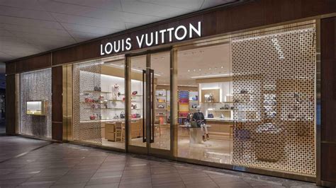 louis vuitton boston copley|louis vuitton stores in massachusetts.